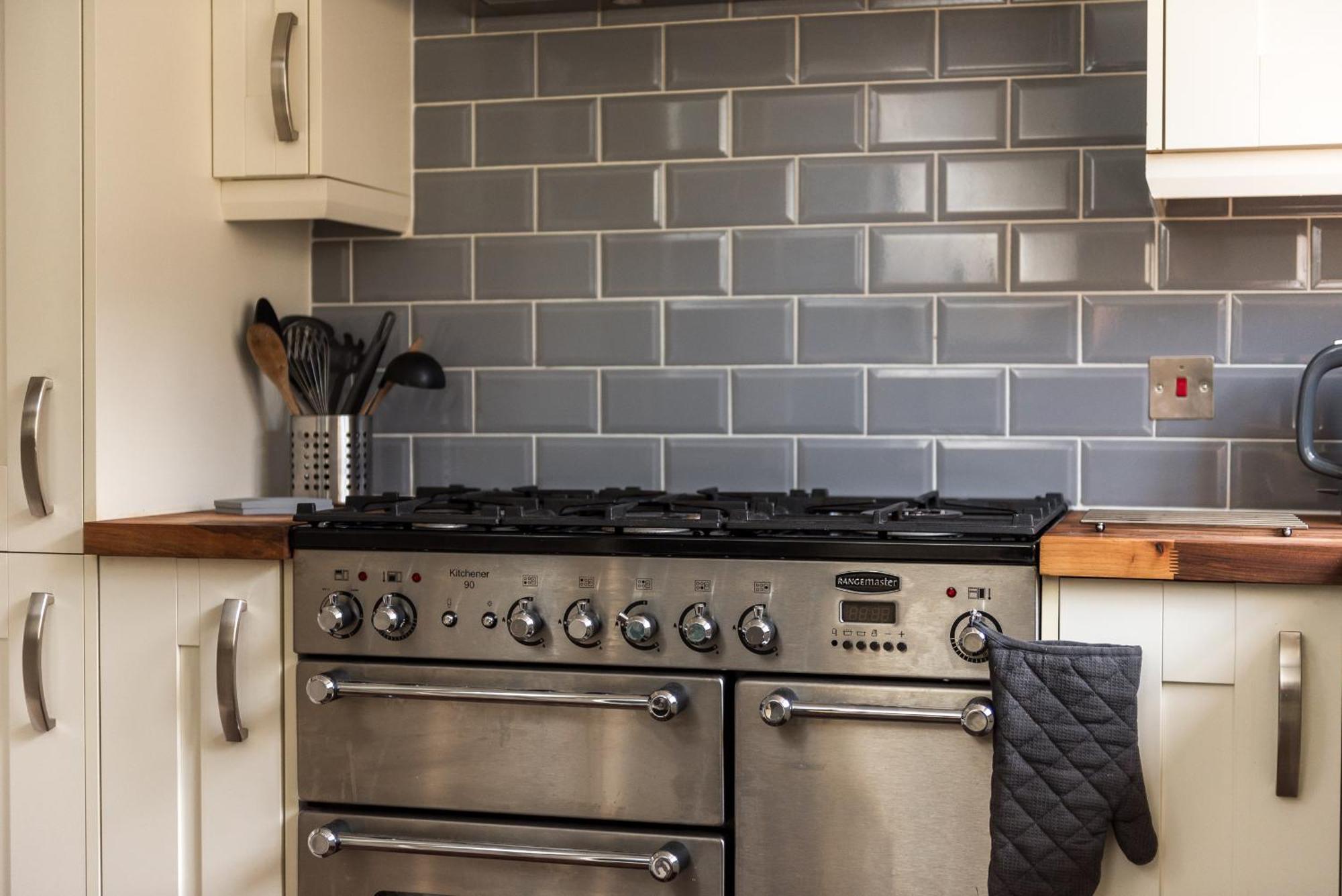 Cosy Roseburn Apartment, Edinburgh - 2 Bedrooms, Free Parking Εξωτερικό φωτογραφία
